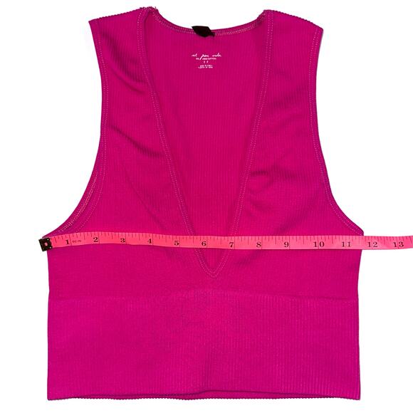 Urban Outfitters Out From Under Hailey Seamless Ribbed Plunge Crop Top Size S - Picture 7 of 8